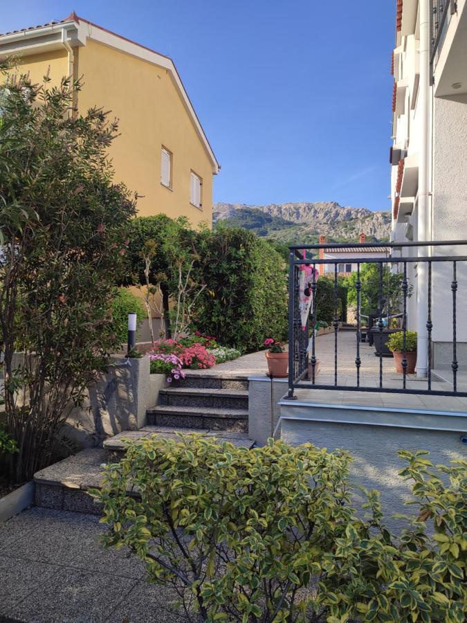 Apartments Kraljic Baška Eksteriør bilde