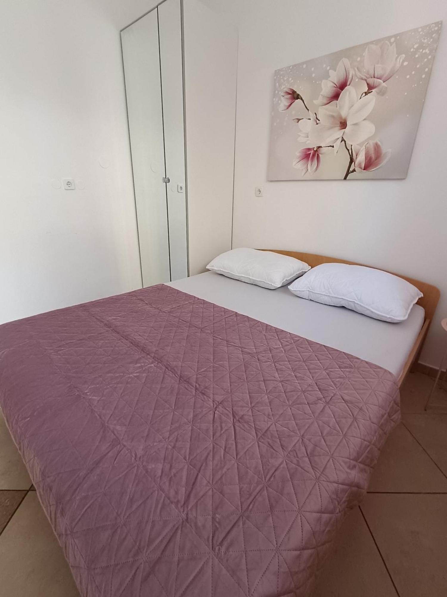 Apartments Kraljic Baška Eksteriør bilde